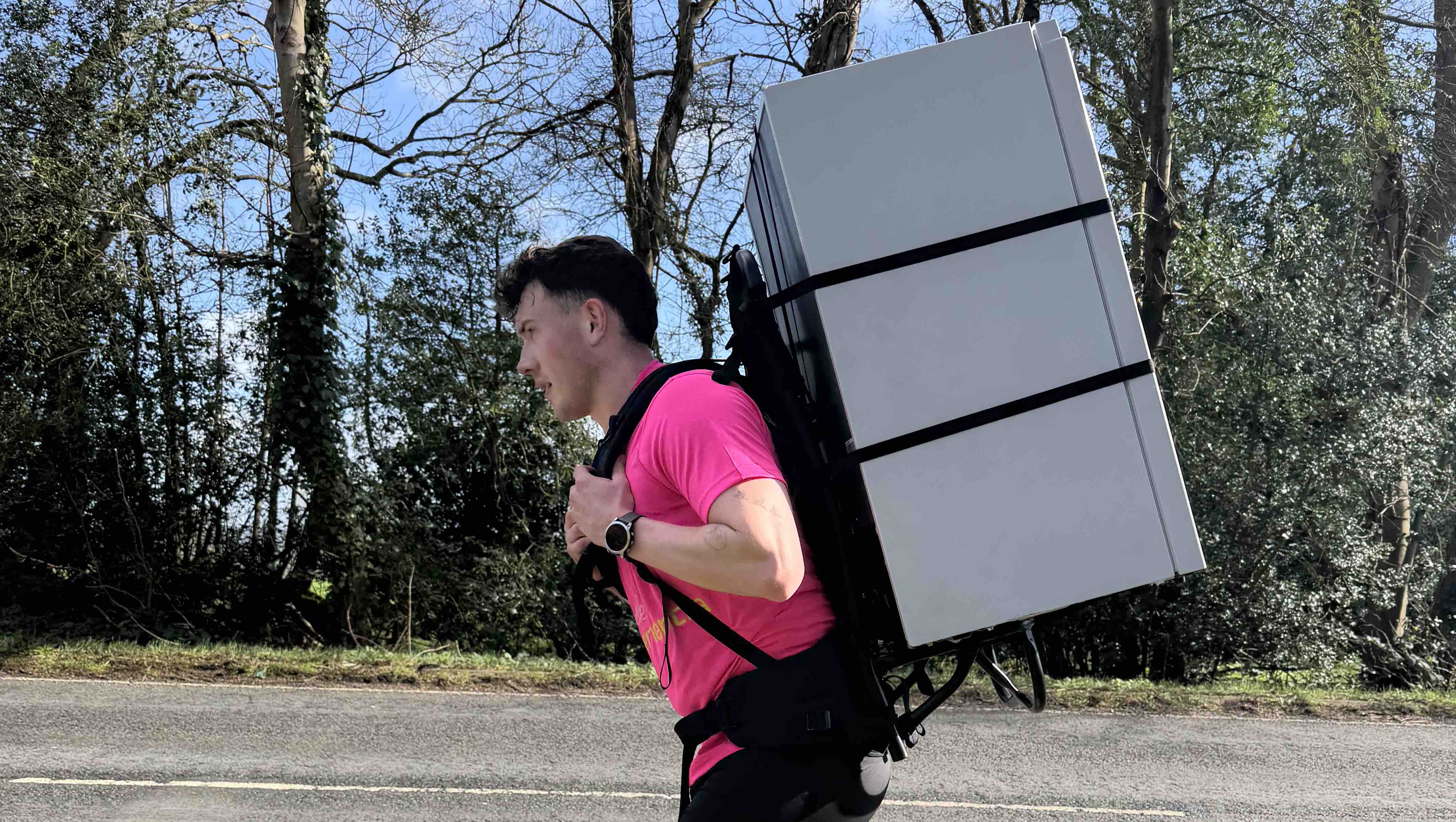 FTD Brothers - Jordan Adams Carries Refrigerator While Running Marathon